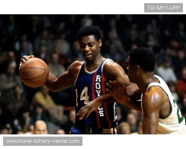 奥斯卡 施密特：传奇篮球巨星的成长历程与辉煌成就解析